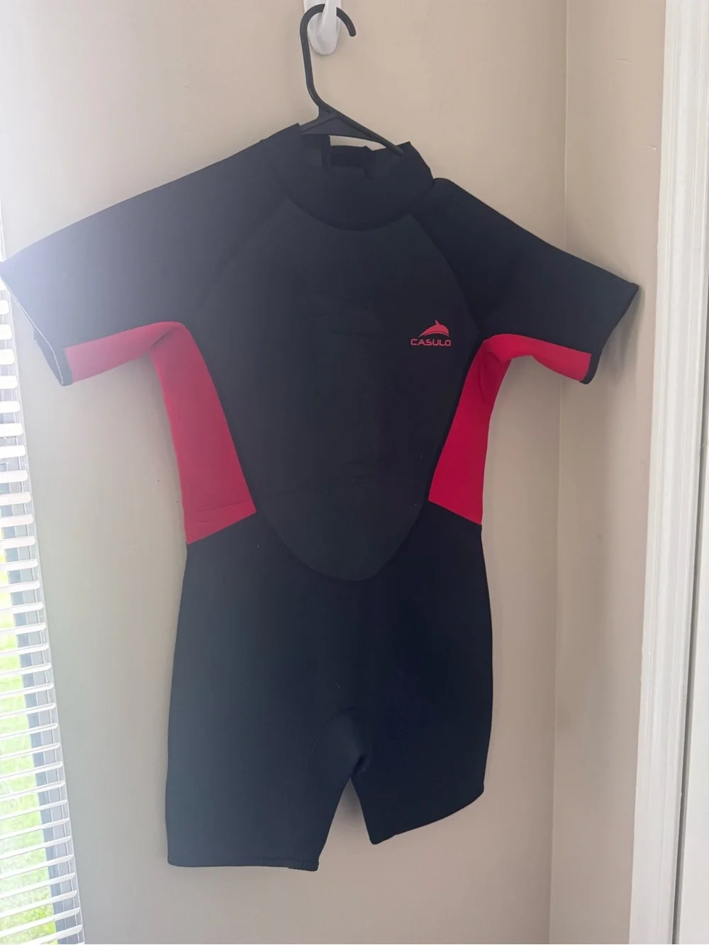 Casulo Kids Shorty Wetsuit Size 14 - Black & Red 2mm Neoprene Springsuit
